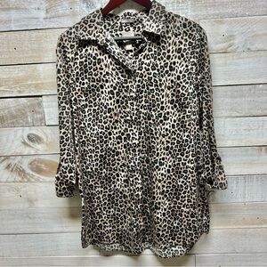 Chicos Leopard Button Up Top Womens 2 US Large 12 Tan‎ Black Wrinkle Resistant